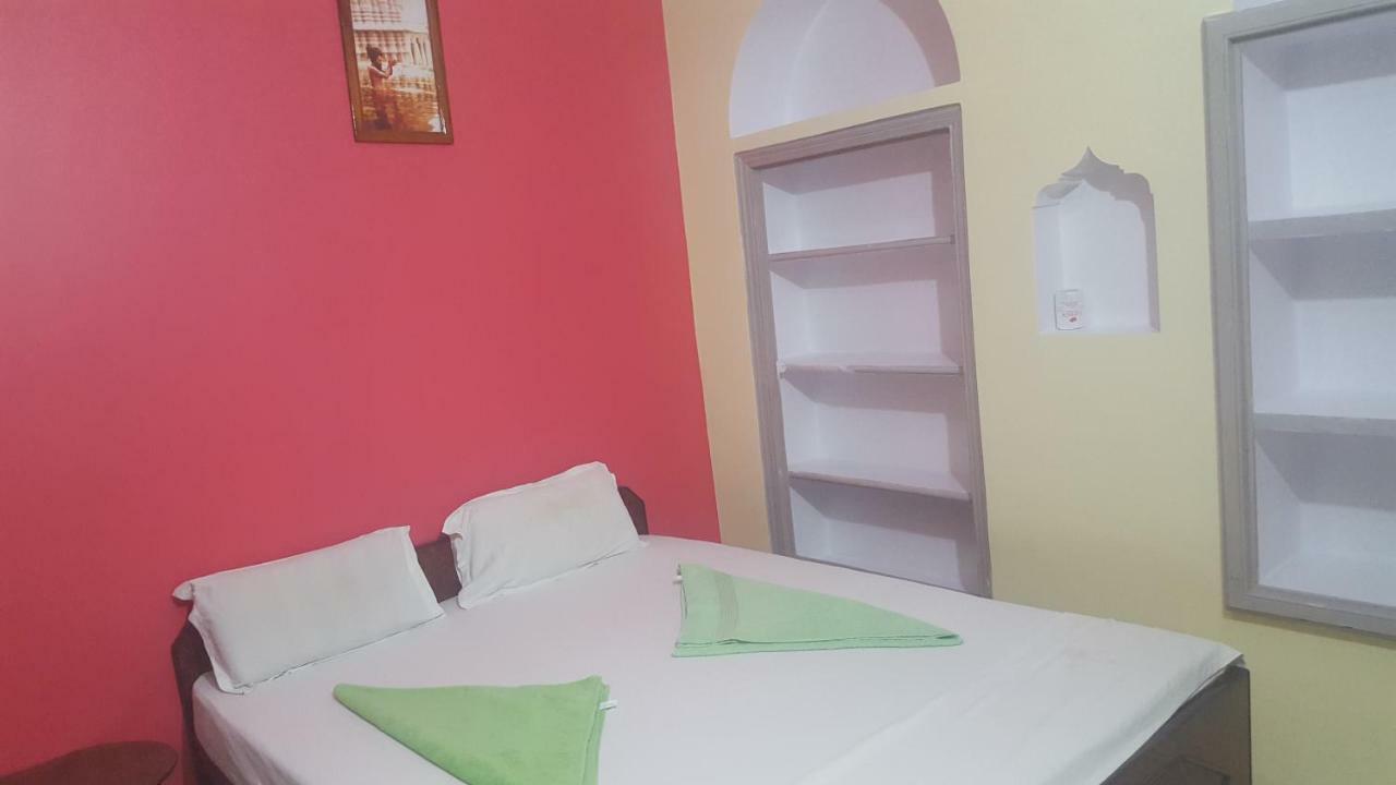 Baba Guest House Varanasi Exterior foto
